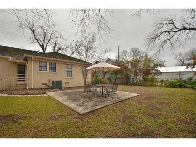 909 E 38th 1/2 St, Austin, TX 78751