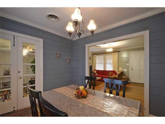 909 E 38th 1/2 St, Austin, TX 78751