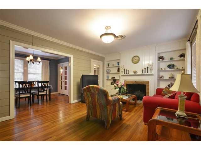 909 E 38th 1/2 St, Austin, TX 78751