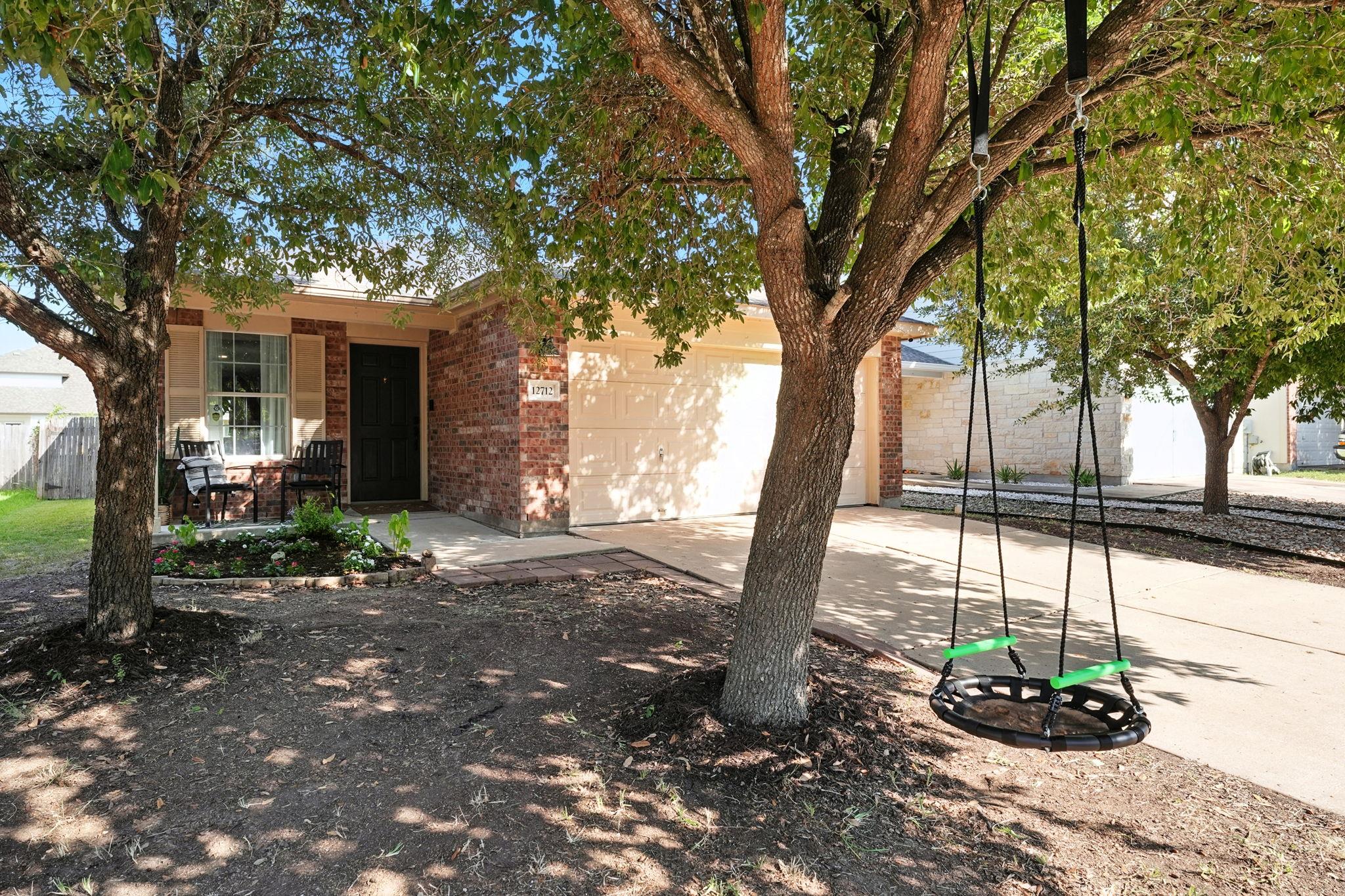 12712 Saint Mary Dr, Manor, TX 78653