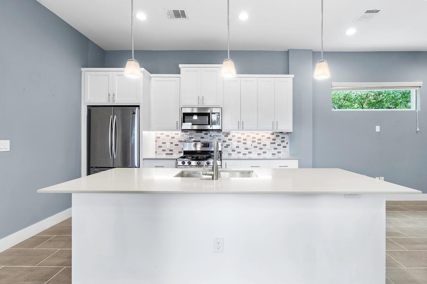 1003 Valdez St # 2, Austin, TX 78741