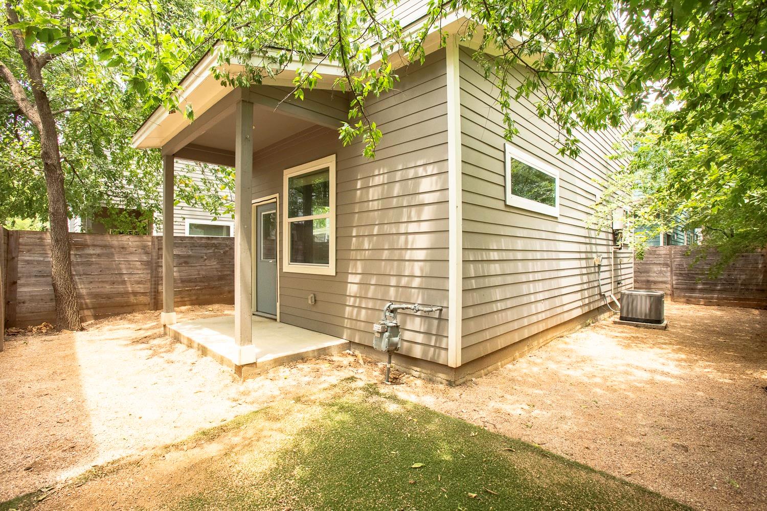 1003 Valdez St # 2, Austin, TX 78741