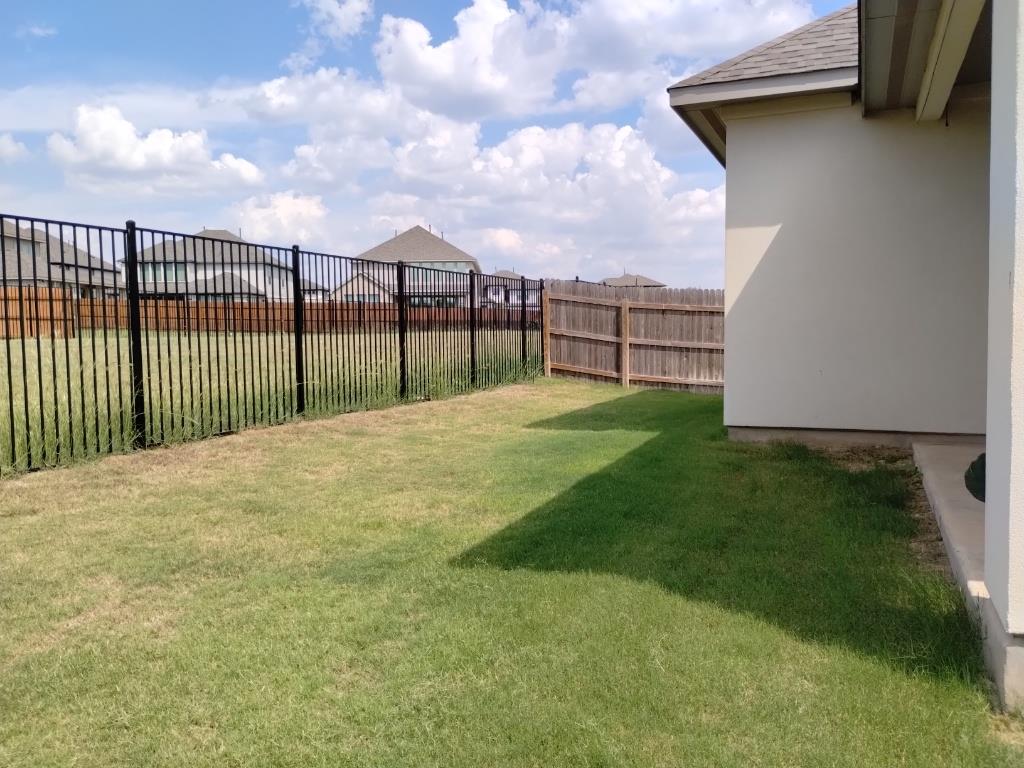 528 Gerona Ct, Liberty Hill, TX 78642