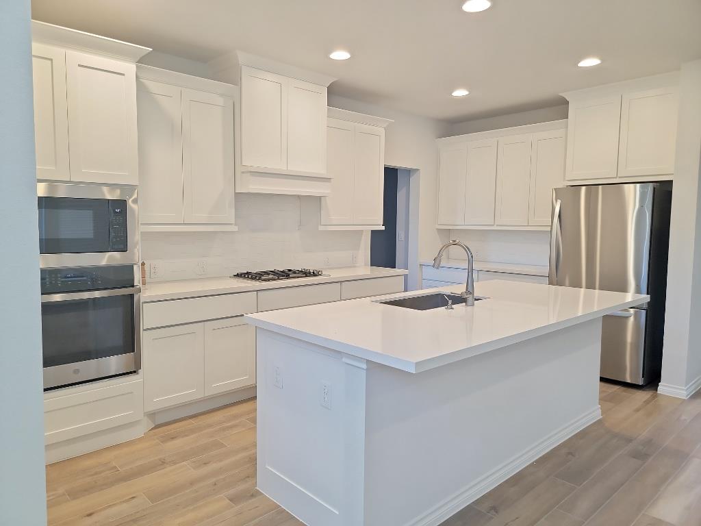 528 Gerona Ct, Liberty Hill, TX 78642