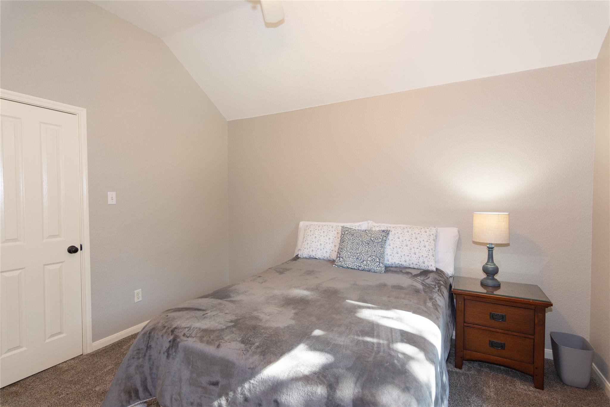 8711 Glen Canyon Dr, Round Rock, TX 78681