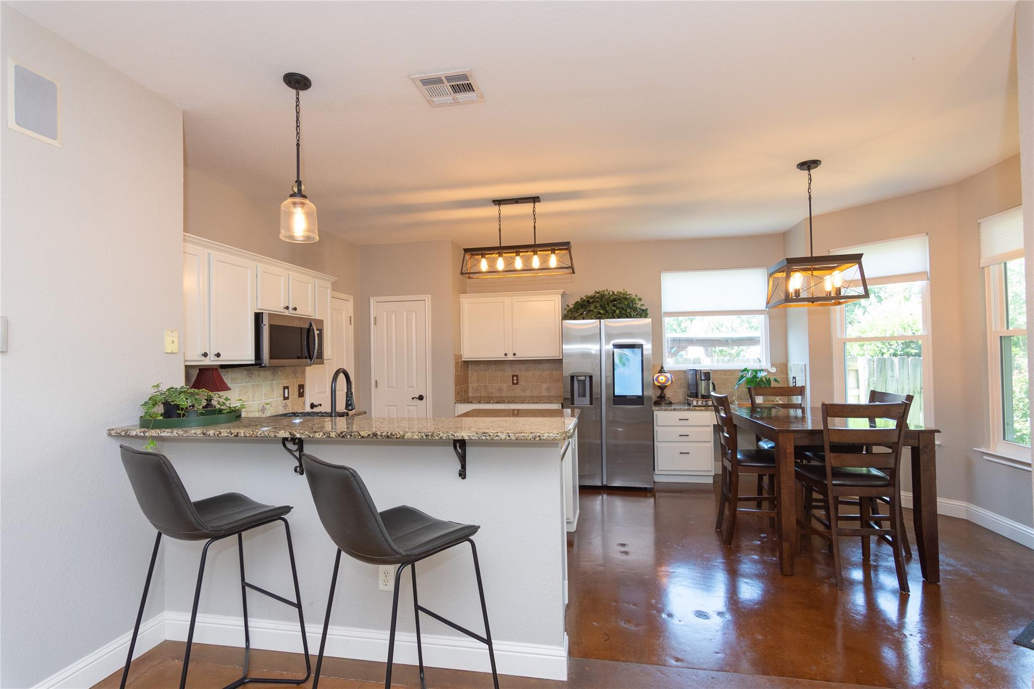 8711 Glen Canyon Dr, Round Rock, TX 78681