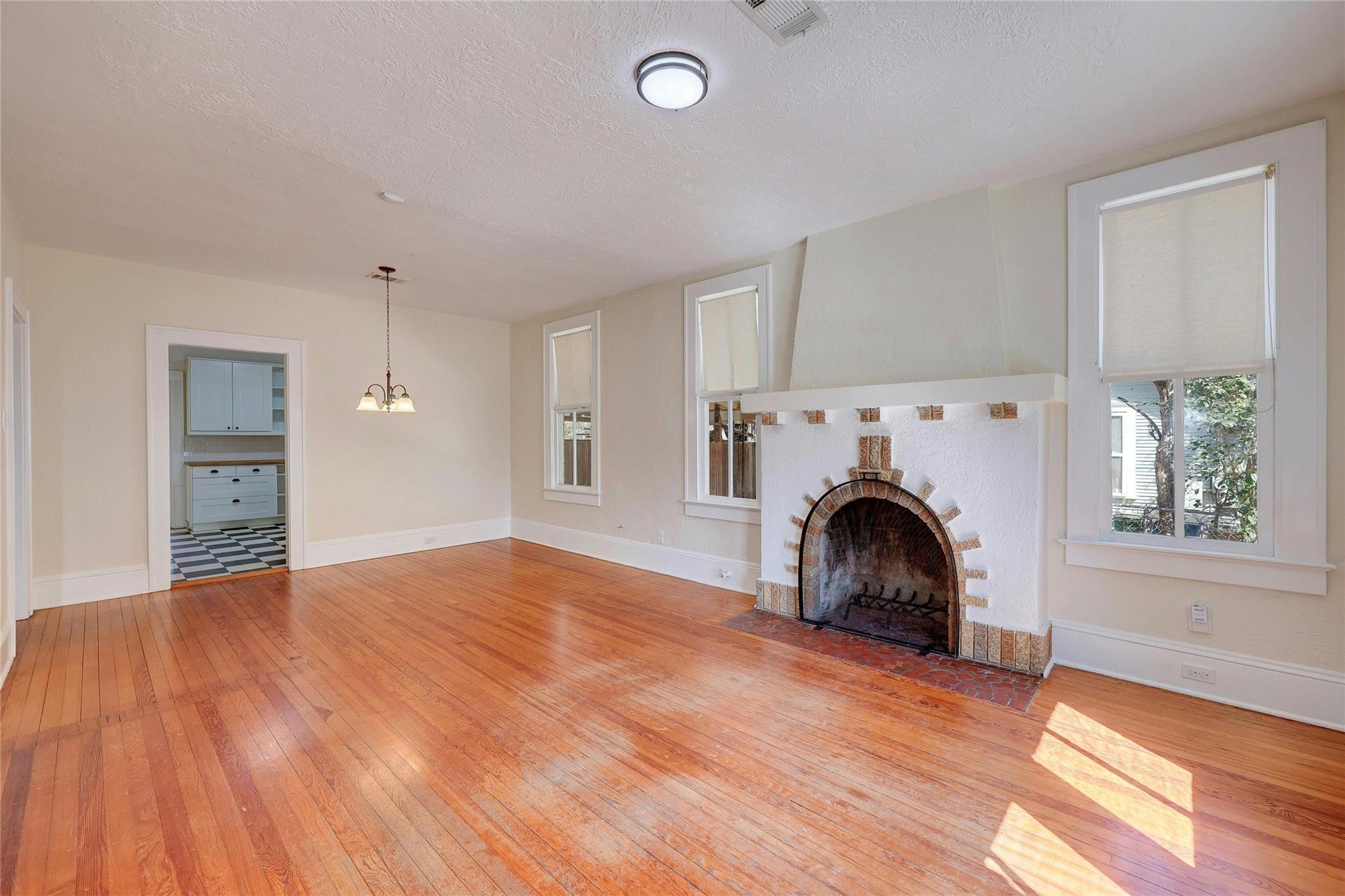 1920 Newning Ave, Austin, TX 78704