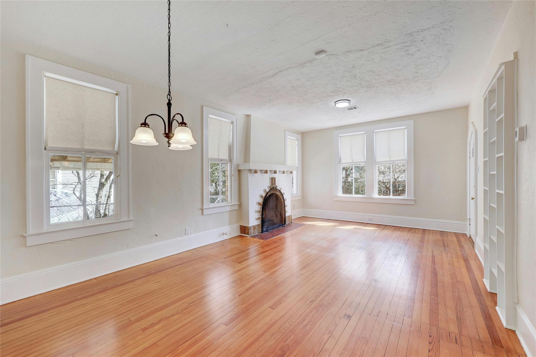 1920 Newning Ave, Austin, TX 78704