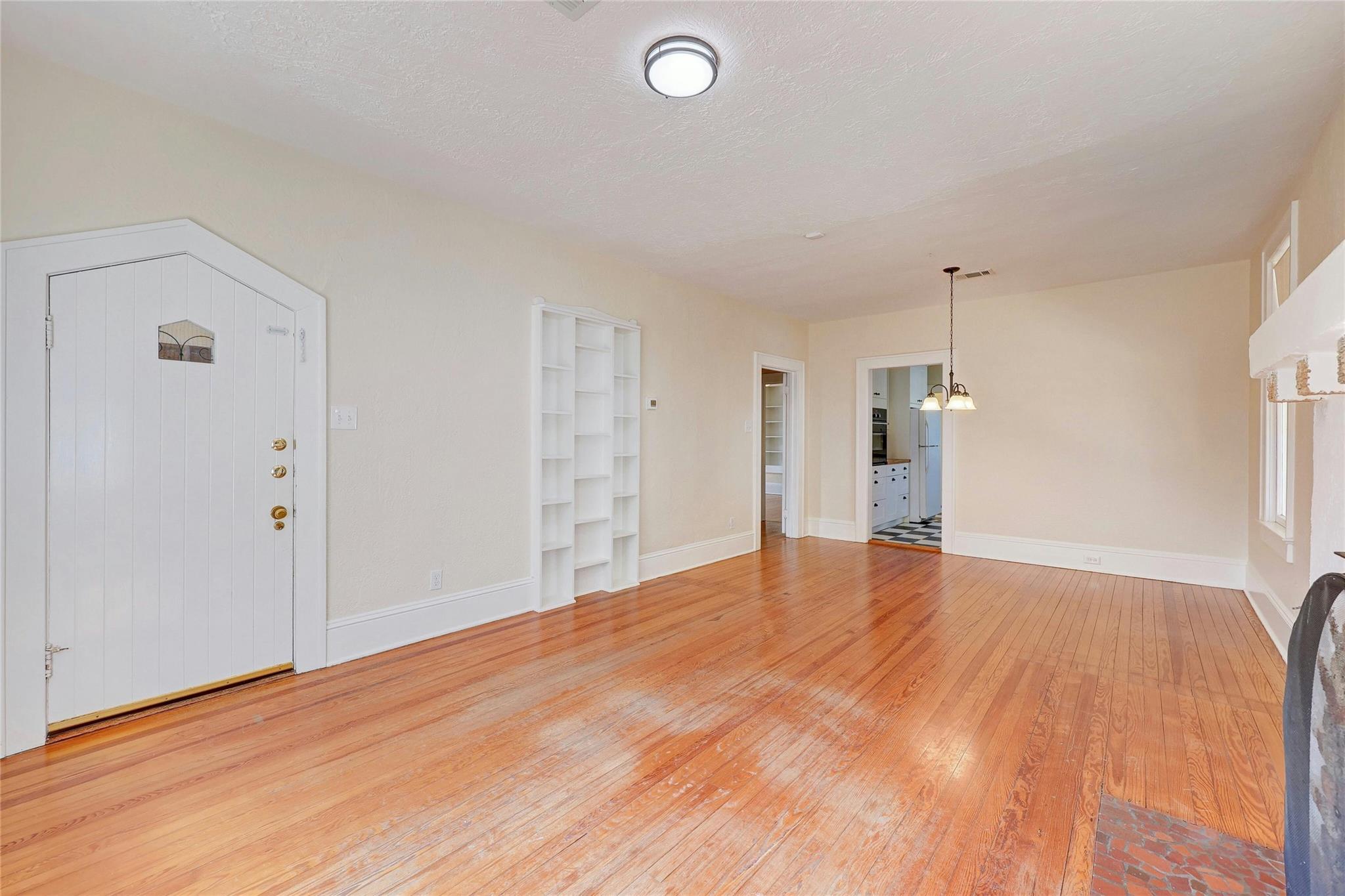 1920 Newning Ave, Austin, TX 78704