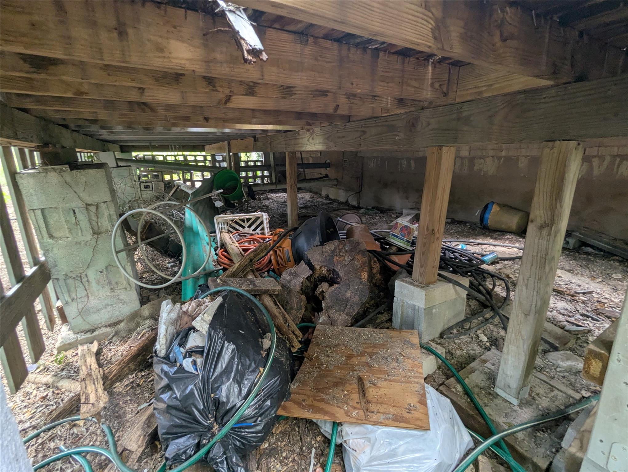 1110 Somerset Ave, Austin, TX 78753