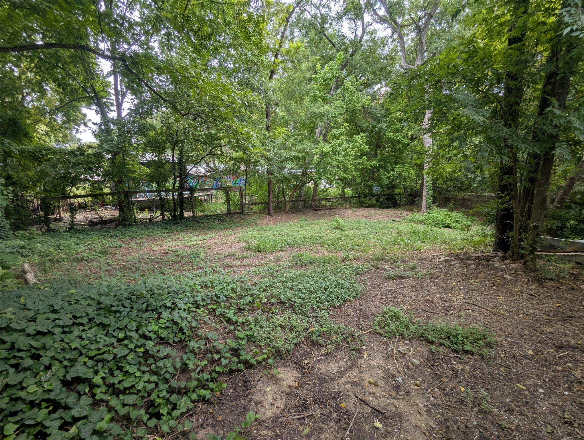 1110 Somerset Ave, Austin, TX 78753