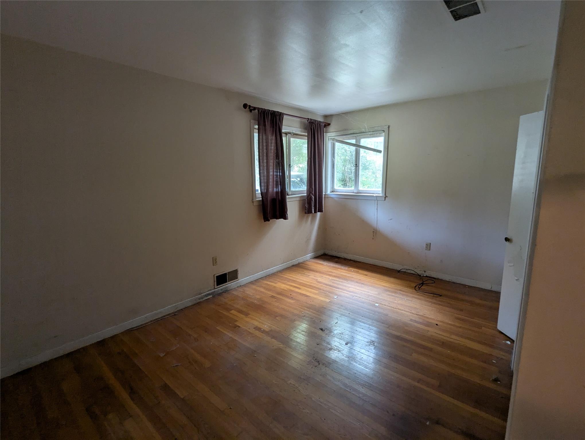 1110 Somerset Ave, Austin, TX 78753