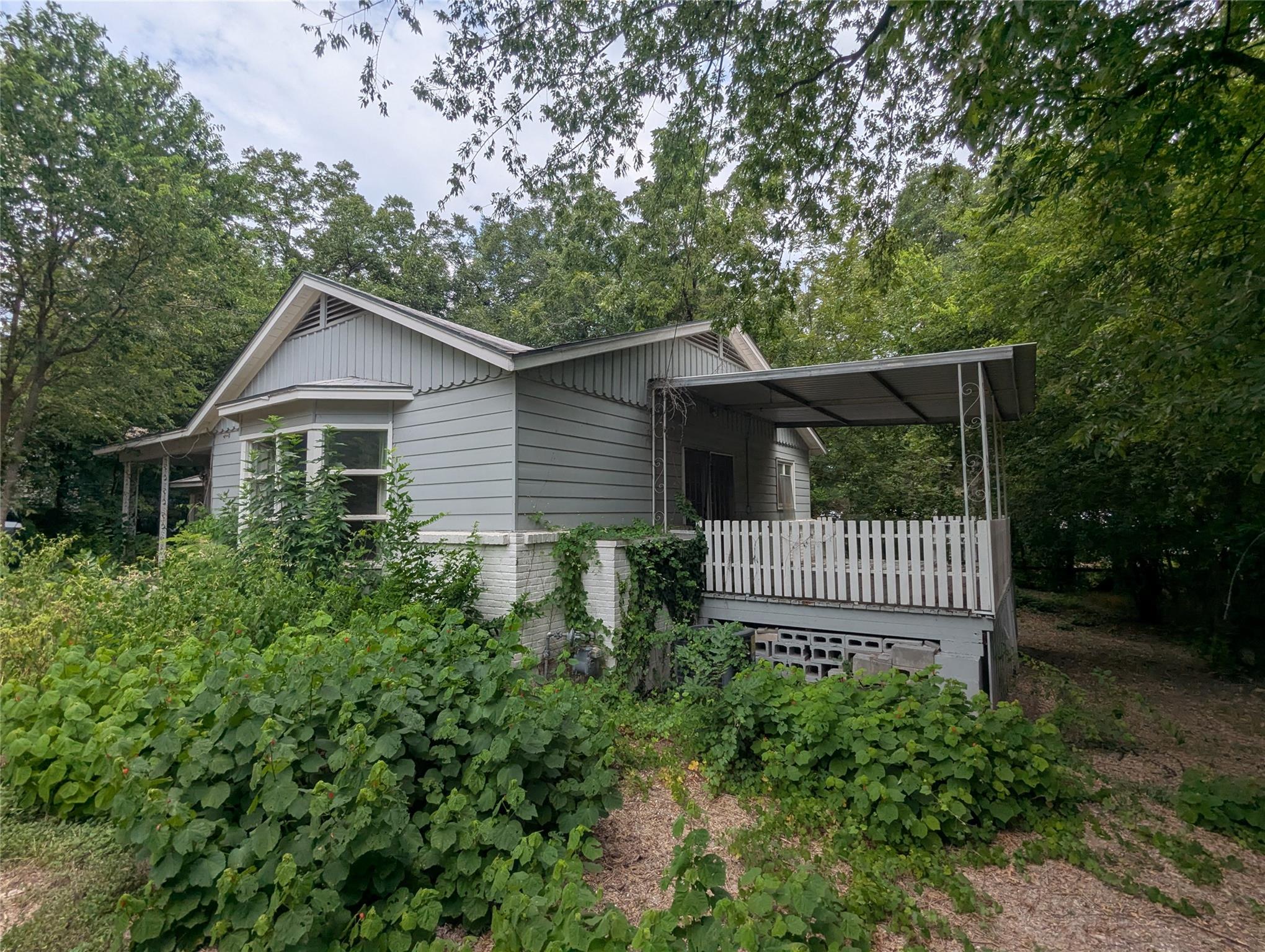 1110 Somerset Ave, Austin, TX 78753