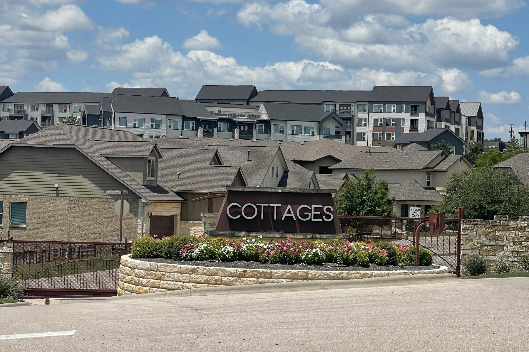 195 Autumn Wood Ln, Austin, TX 78737