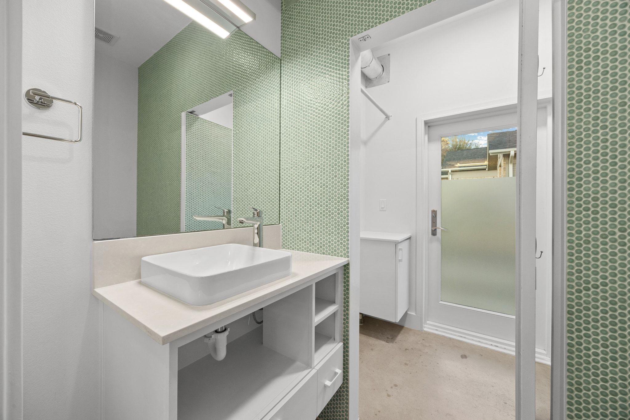 201 BULIAN Ln # B, Austin, TX 78746