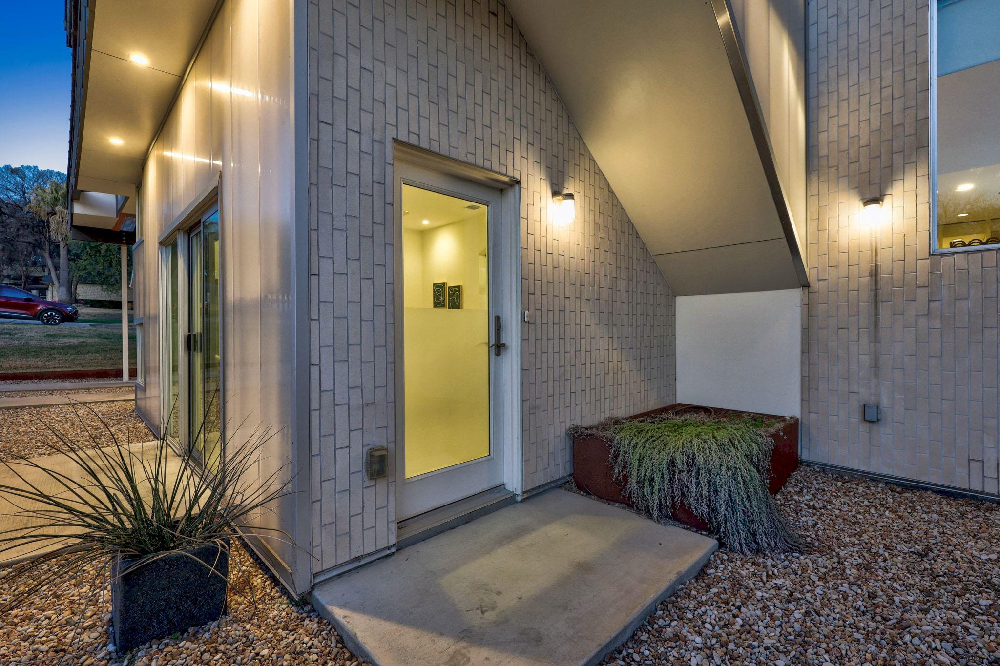 201 BULIAN Ln # B, Austin, TX 78746