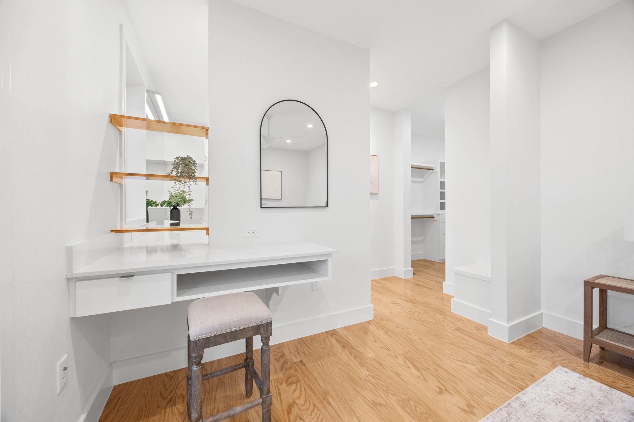 201 BULIAN Ln # B, Austin, TX 78746