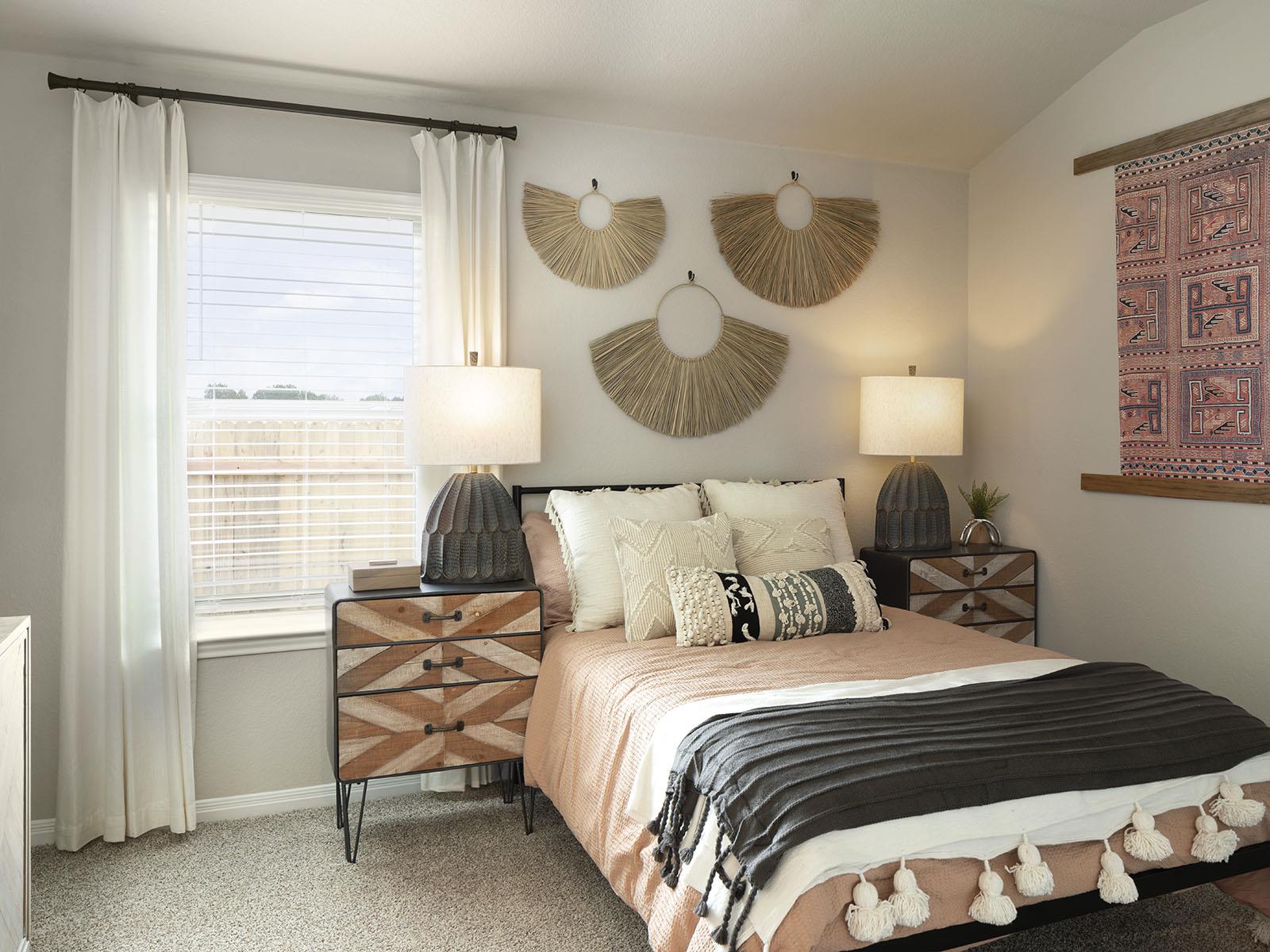 209 Coopers Hawk Crst, Cedar Creek, TX 78612