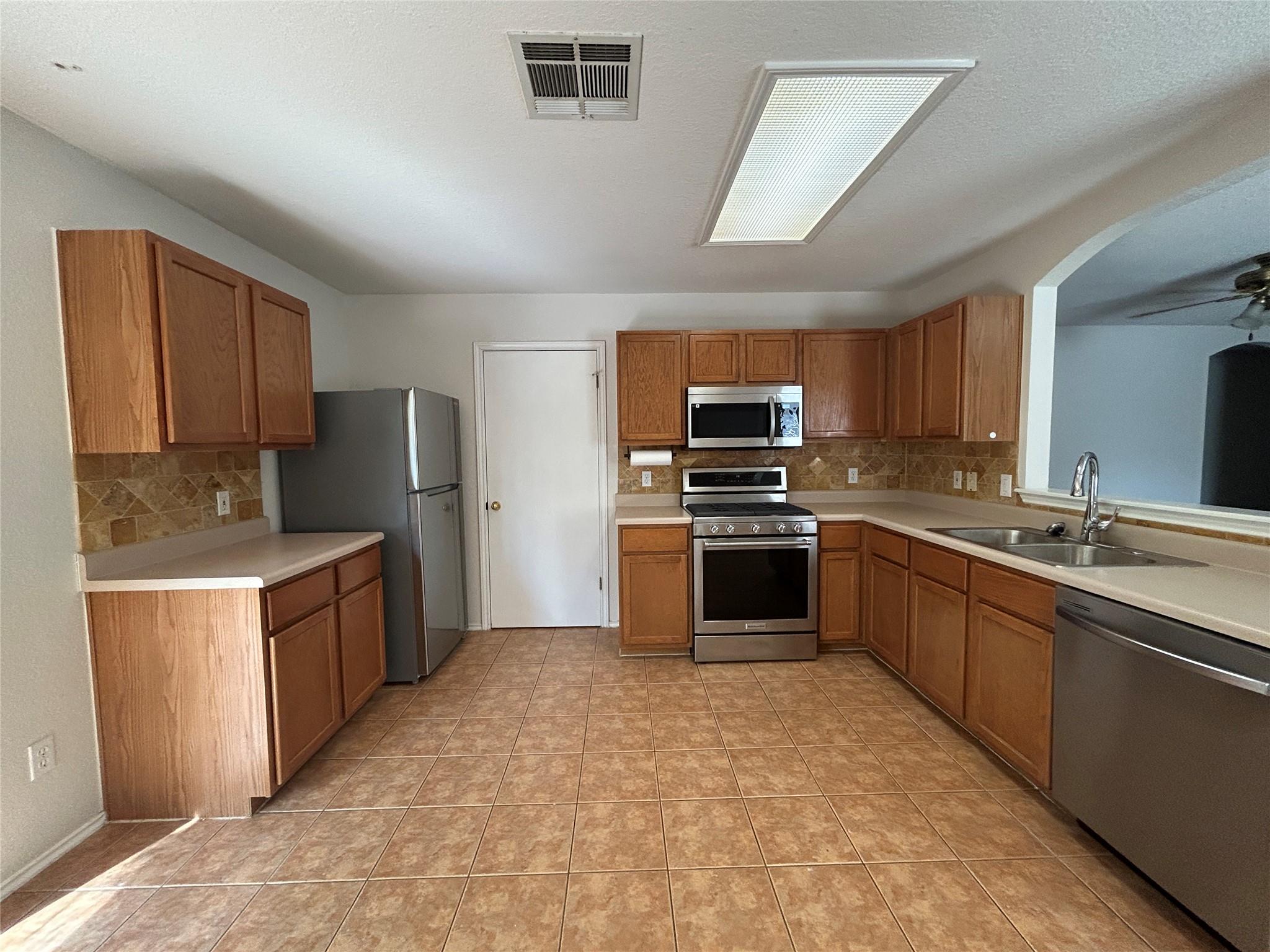 17418 Dashwood Creek Dr, Pflugerville, TX 78660