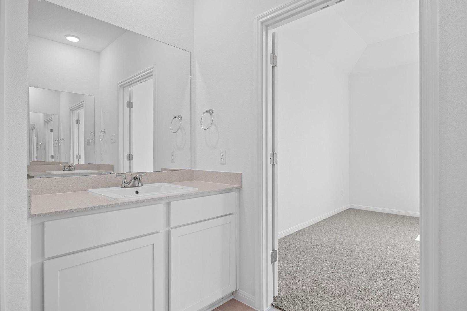 338 Bendecido Loop, Elgin, TX 78621