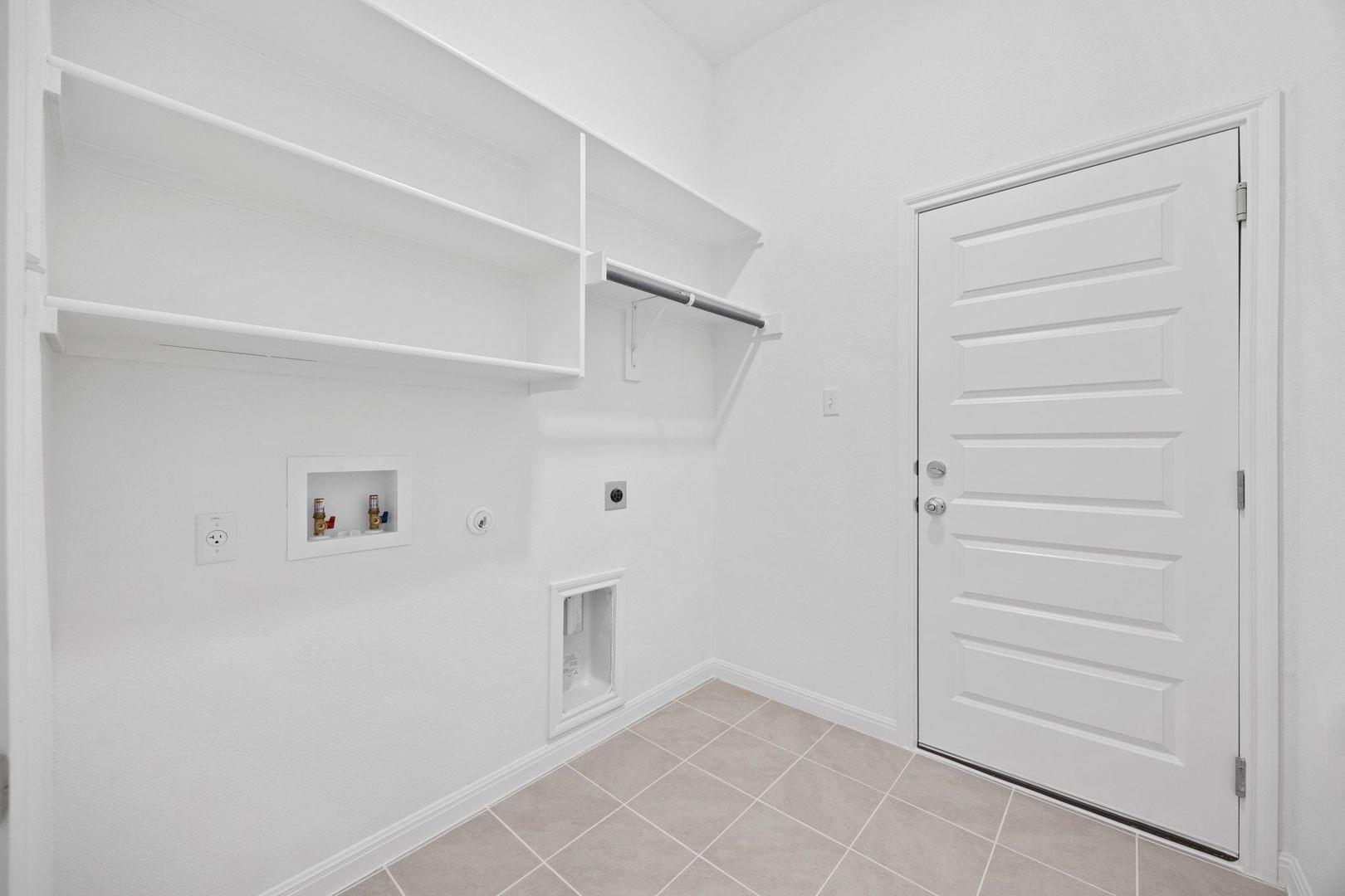 338 Bendecido Loop, Elgin, TX 78621