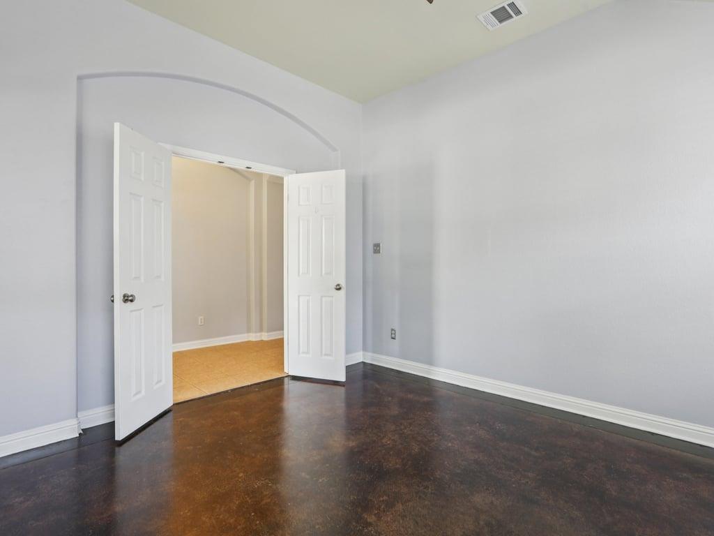 240 Wildhorse Crk, Buda, TX 78610