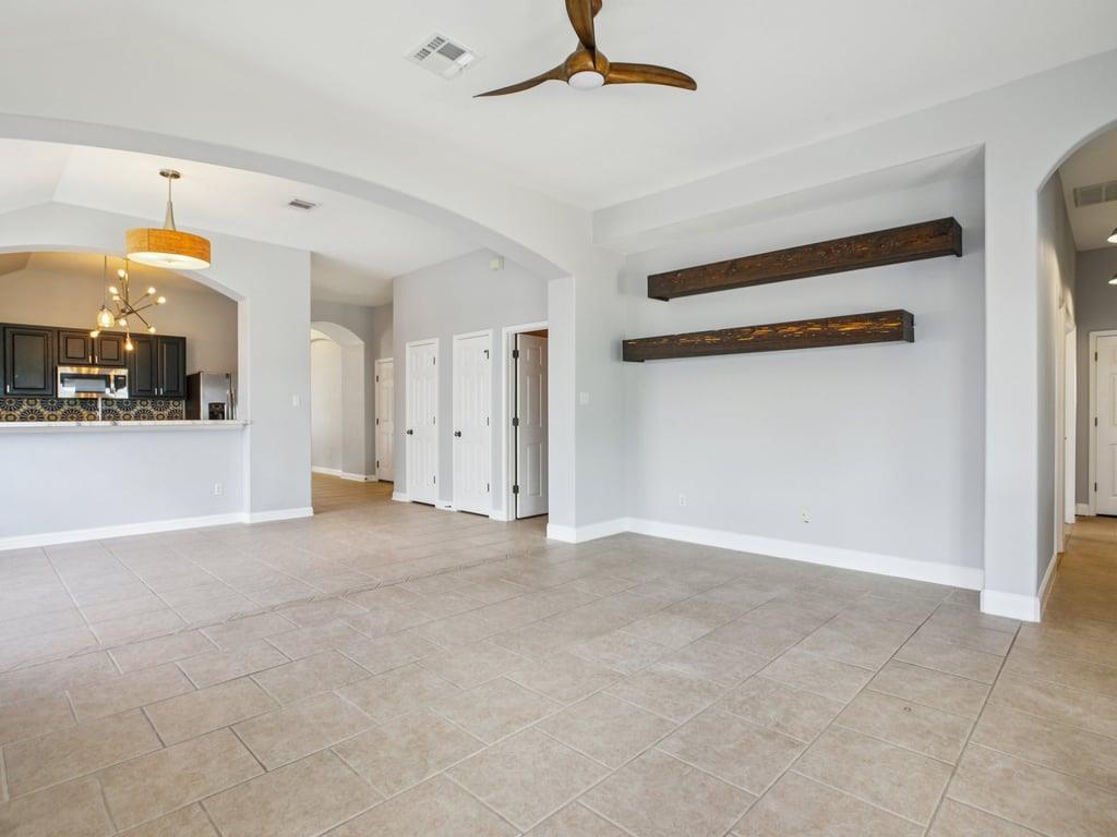 240 Wildhorse Crk, Buda, TX 78610