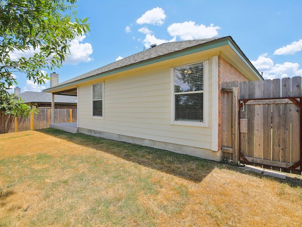 240 Wildhorse Crk, Buda, TX 78610