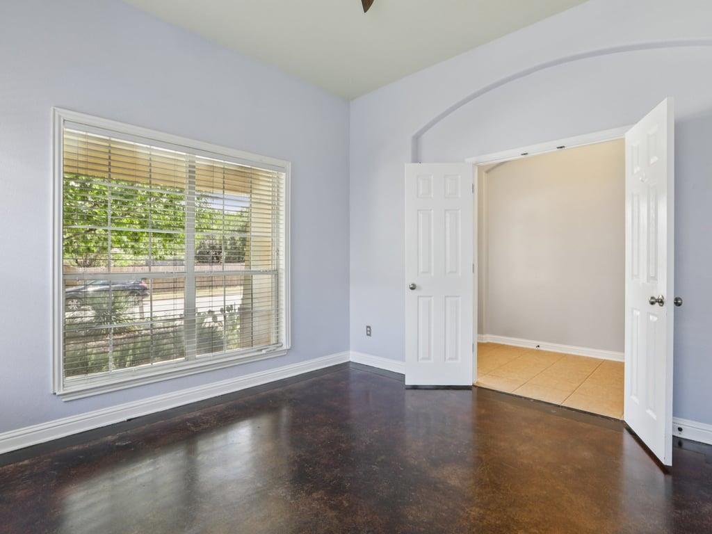 240 Wildhorse Crk, Buda, TX 78610