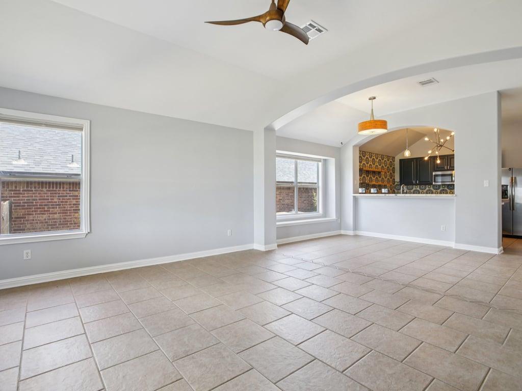 240 Wildhorse Crk, Buda, TX 78610