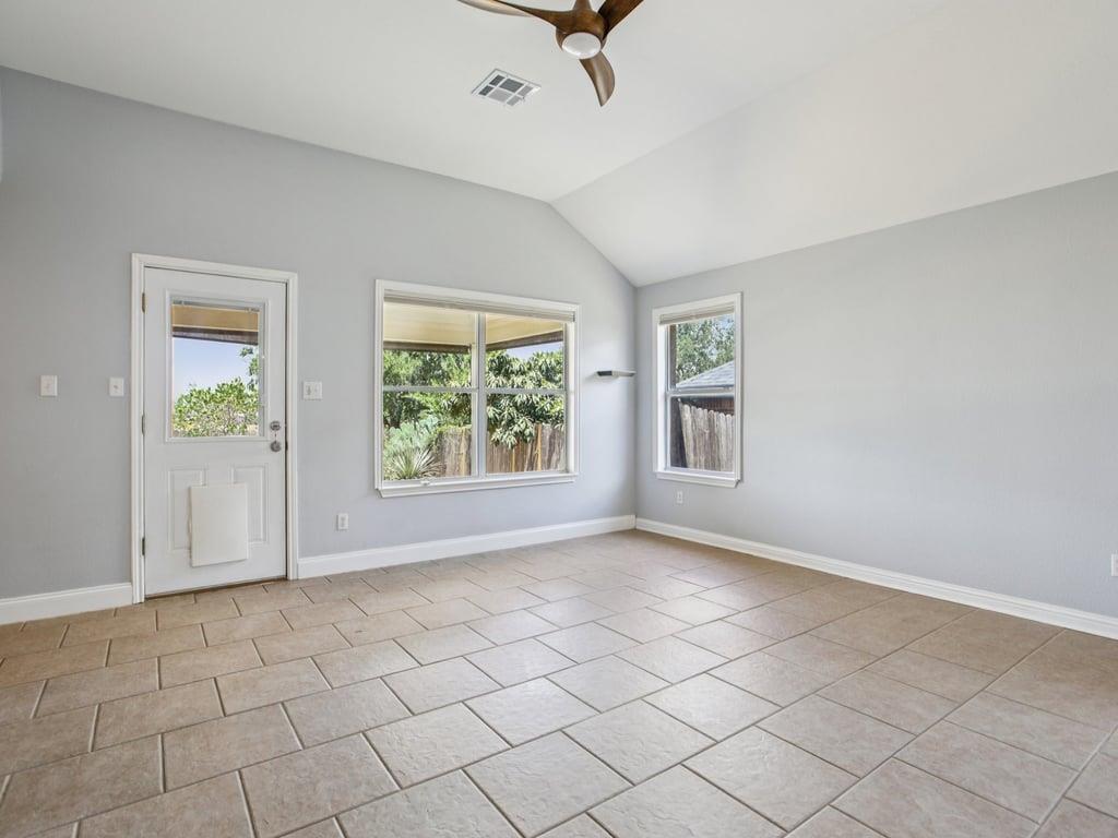 240 Wildhorse Crk, Buda, TX 78610