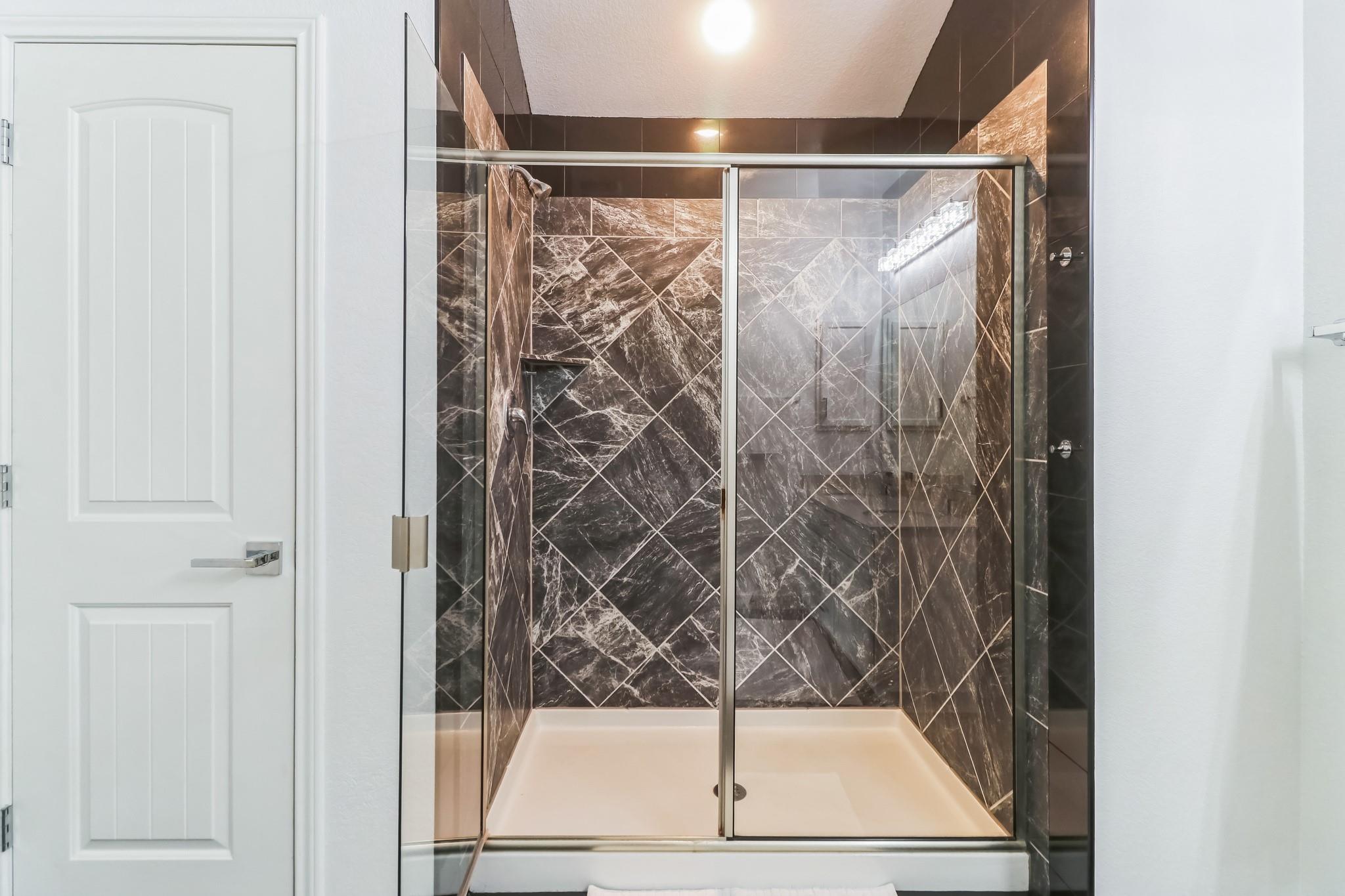 1020 Osprey Dr, Leander, TX 78641