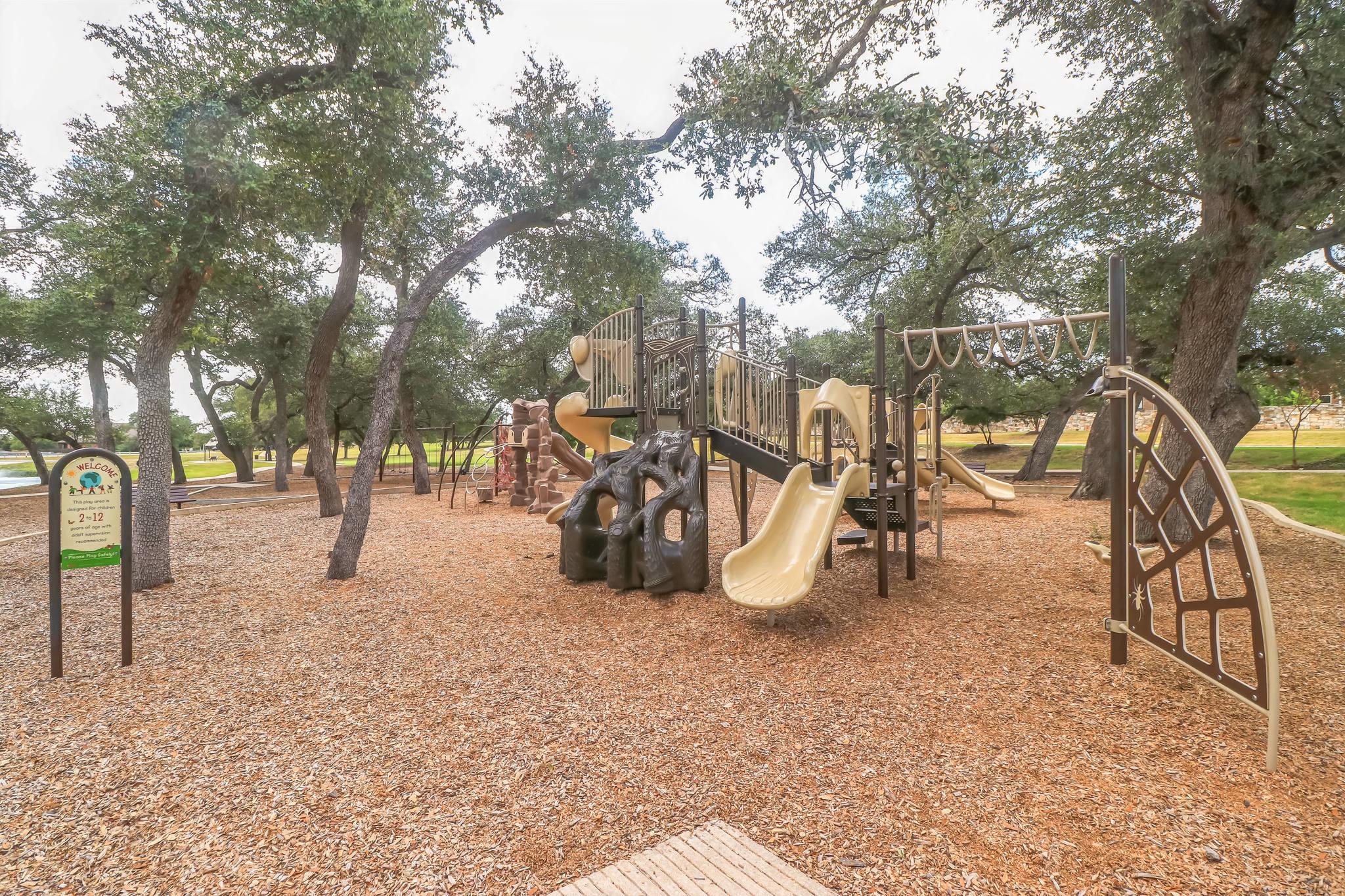 1020 Osprey Dr, Leander, TX 78641