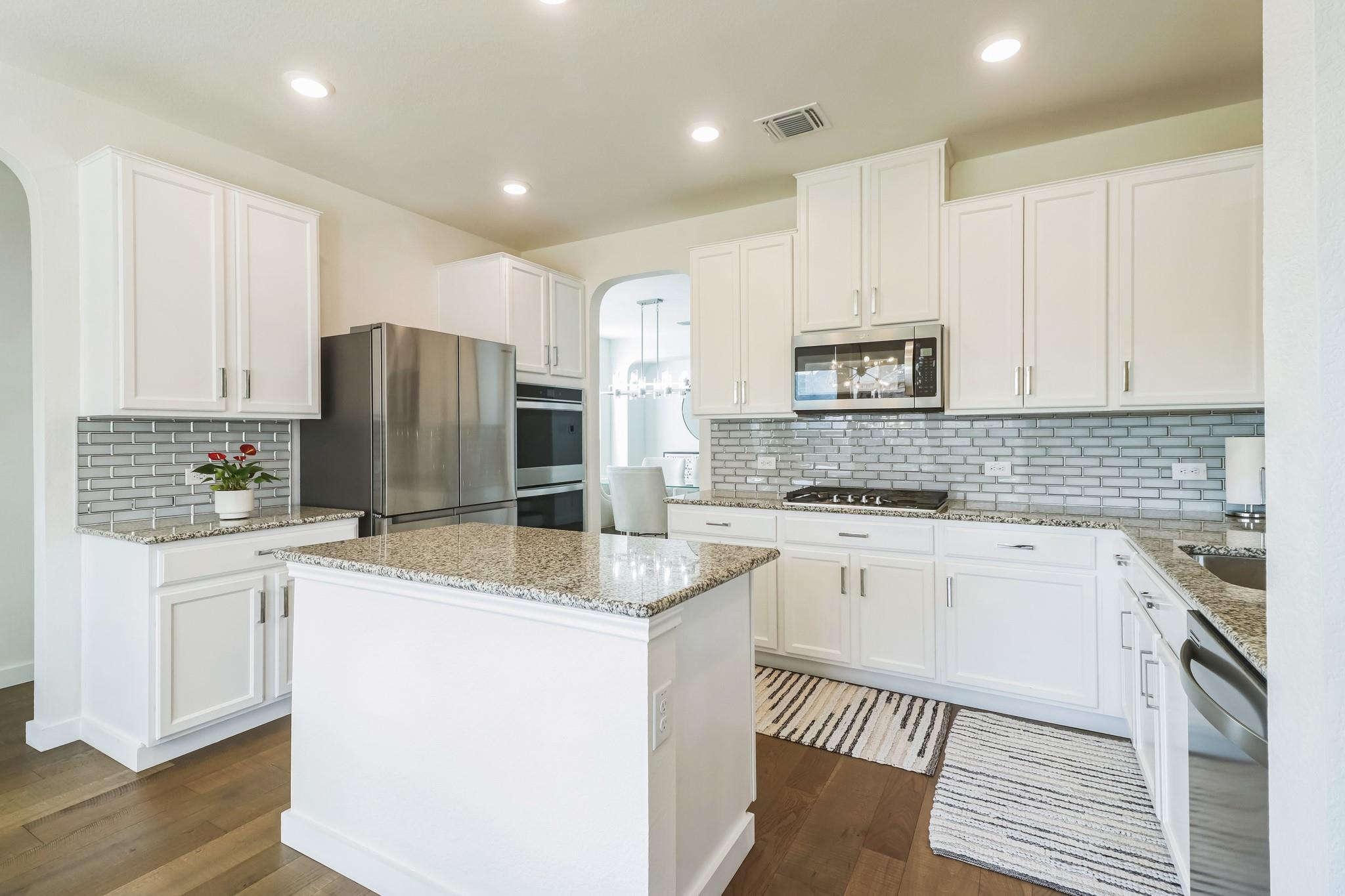 1020 Osprey Dr, Leander, TX 78641