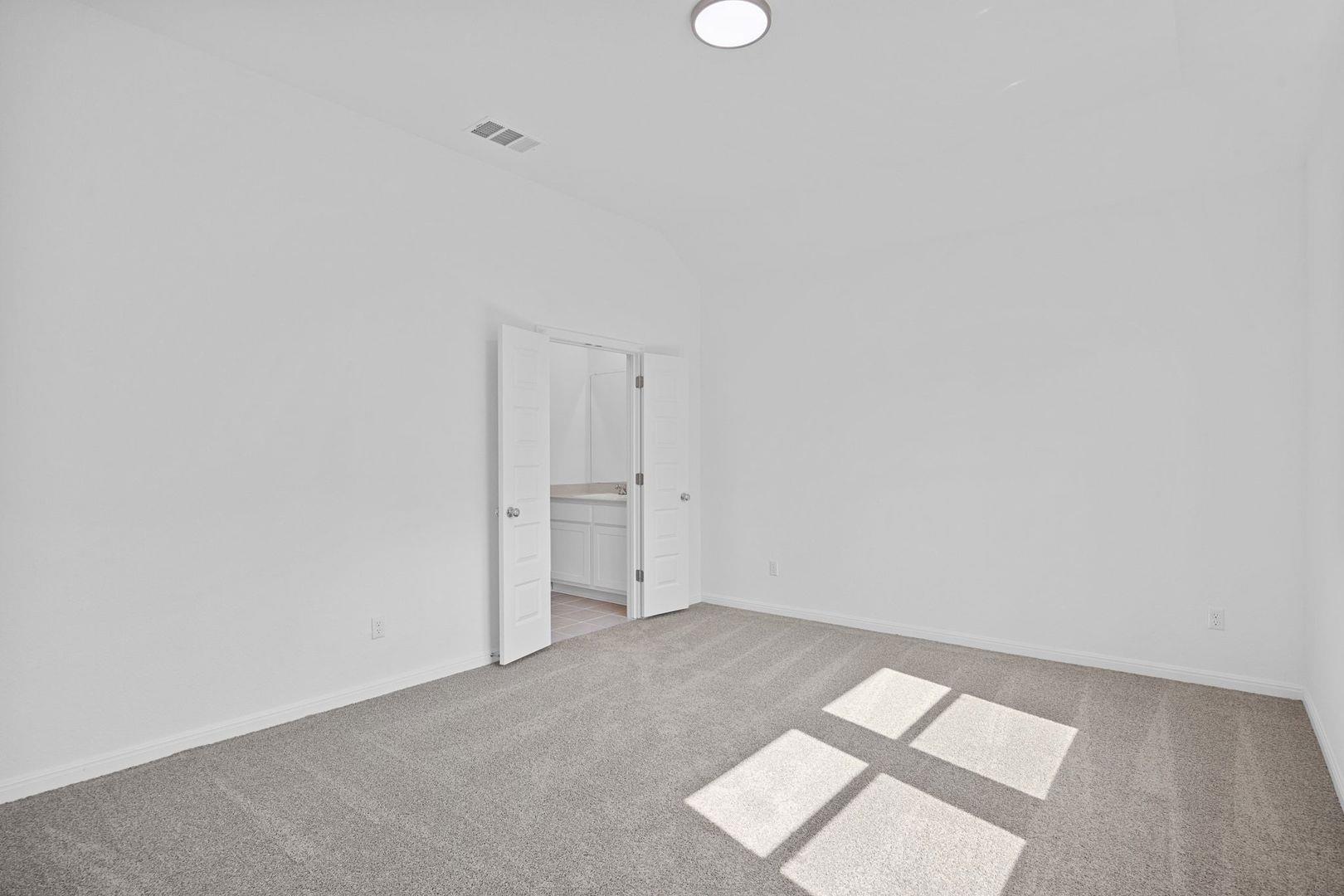 330 Bendecido Loop, Elgin, TX 78621