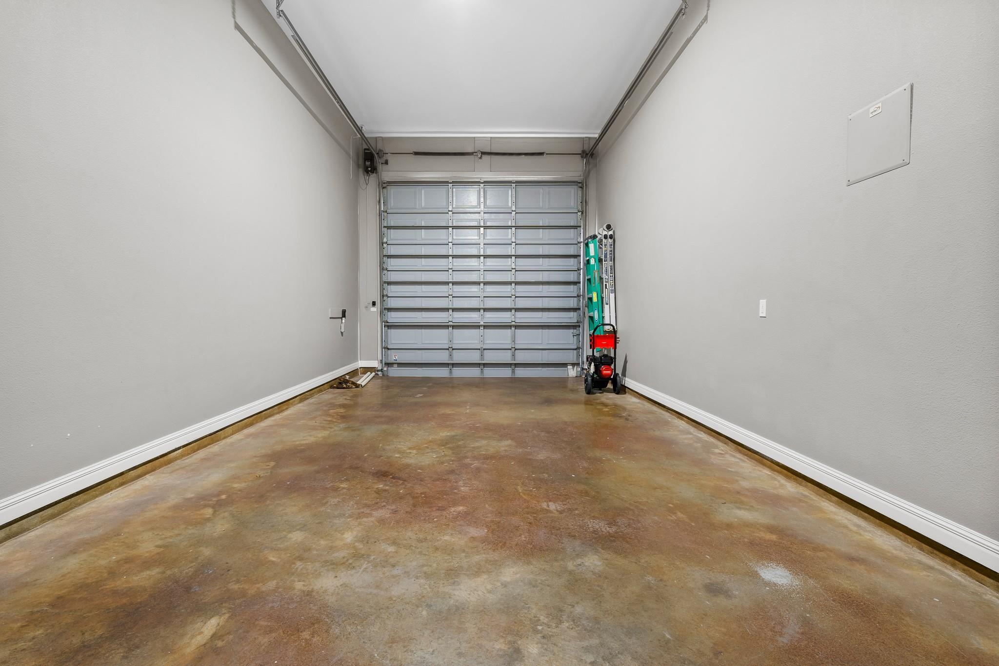 113 Tarpon Ct, Aransas Pass, TX 78336