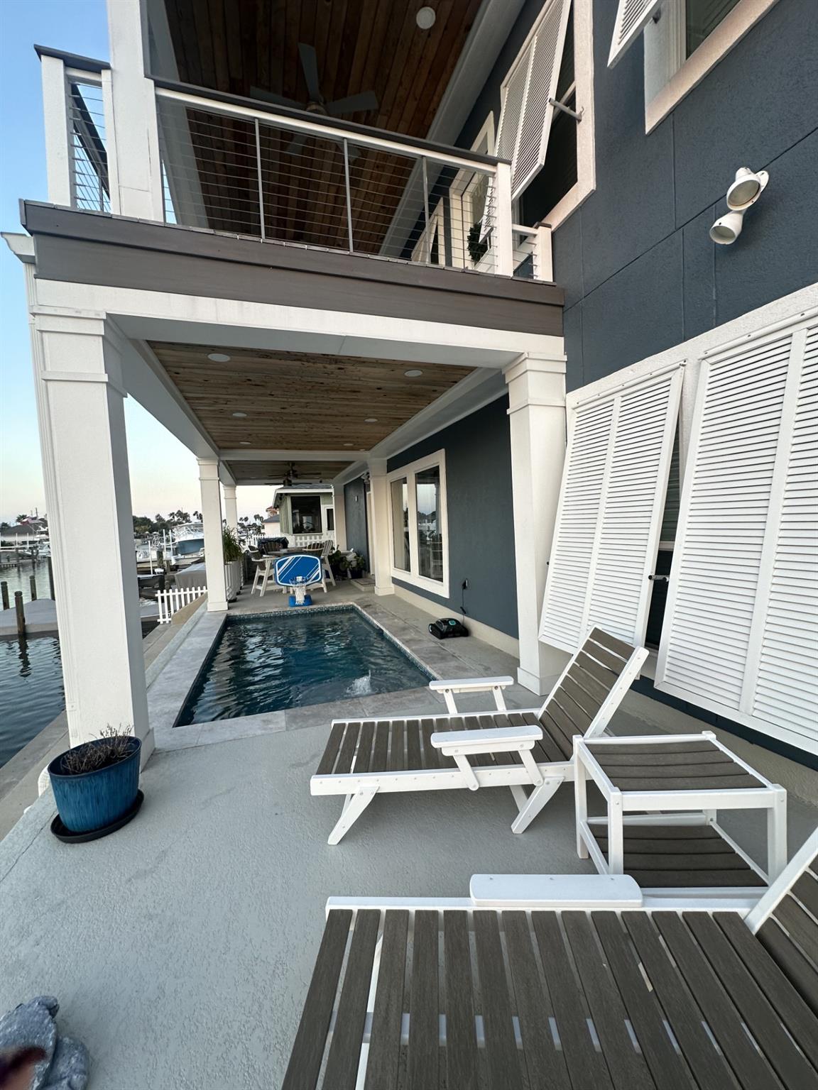 113 Tarpon Ct, Aransas Pass, TX 78336