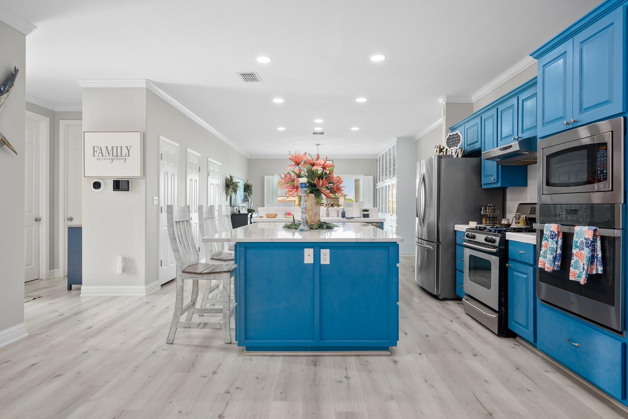 113 Tarpon Ct, Aransas Pass, TX 78336