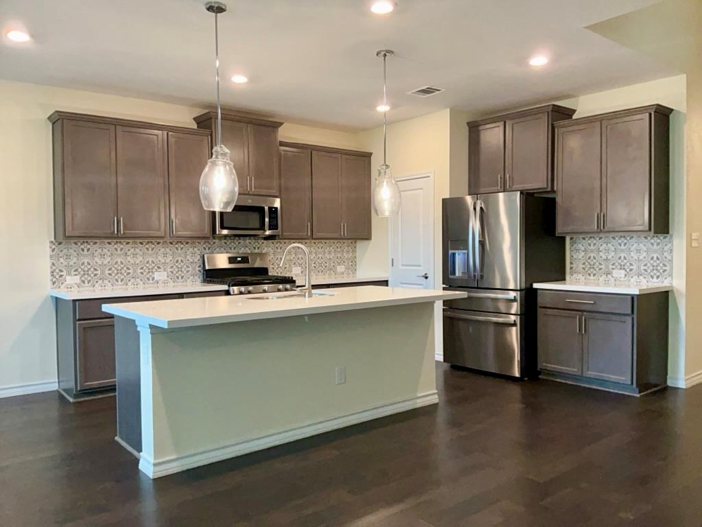 1005 Gurley Cv, Hutto, TX 78634