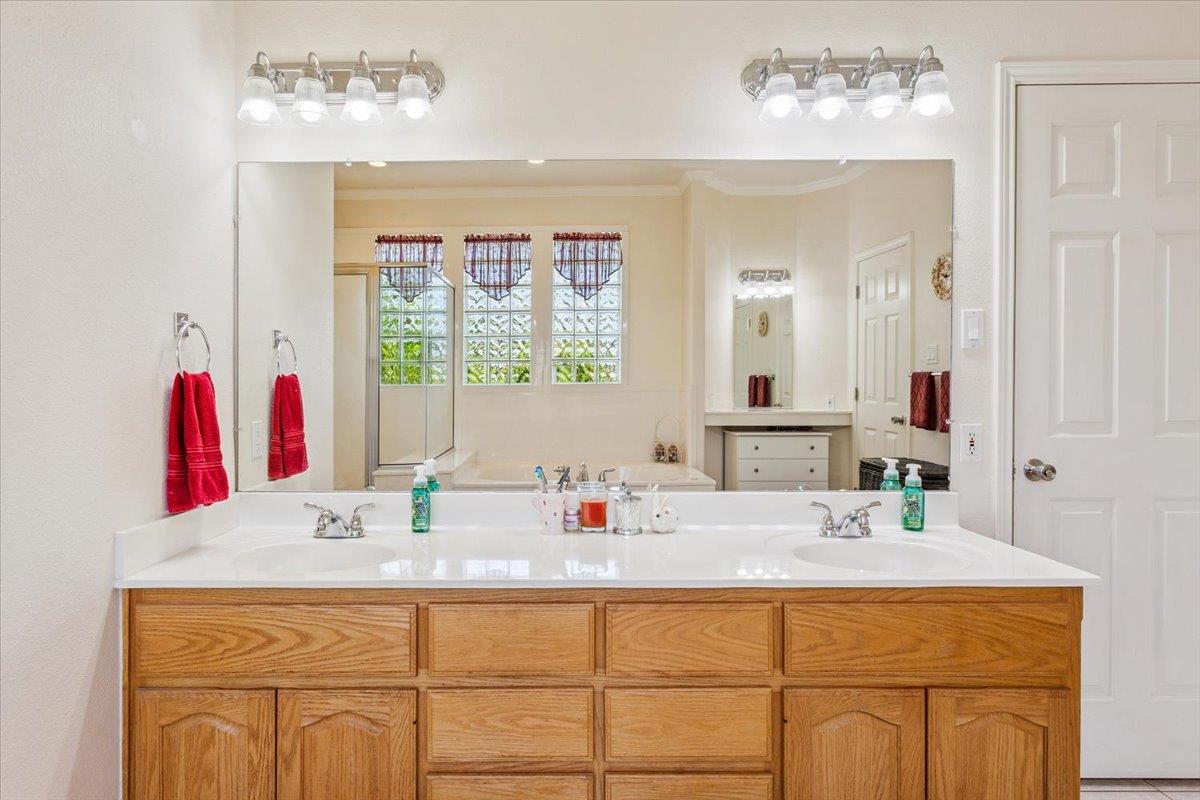 257 Windmill Hl, Salado, TX 76571