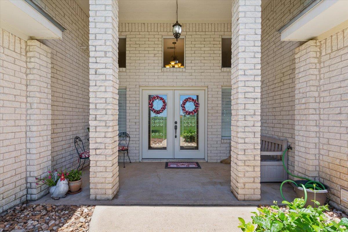 257 Windmill Hl, Salado, TX 76571