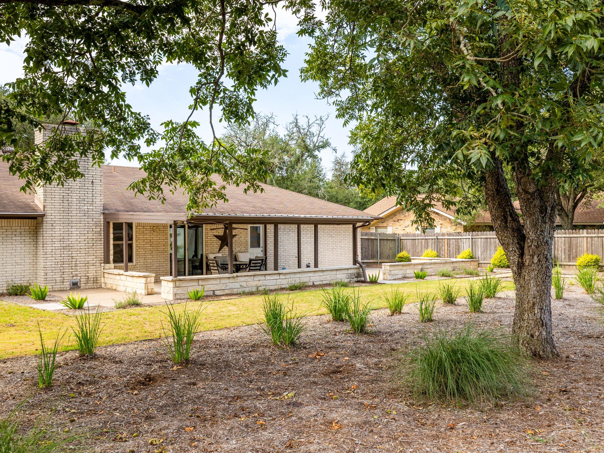 1502 Yokley Rd, Rockdale, TX 76567