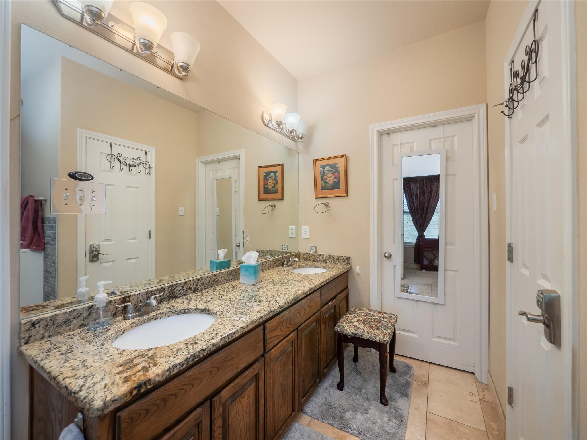 21201 Kiowa Cv, Lago Vista, TX 78645