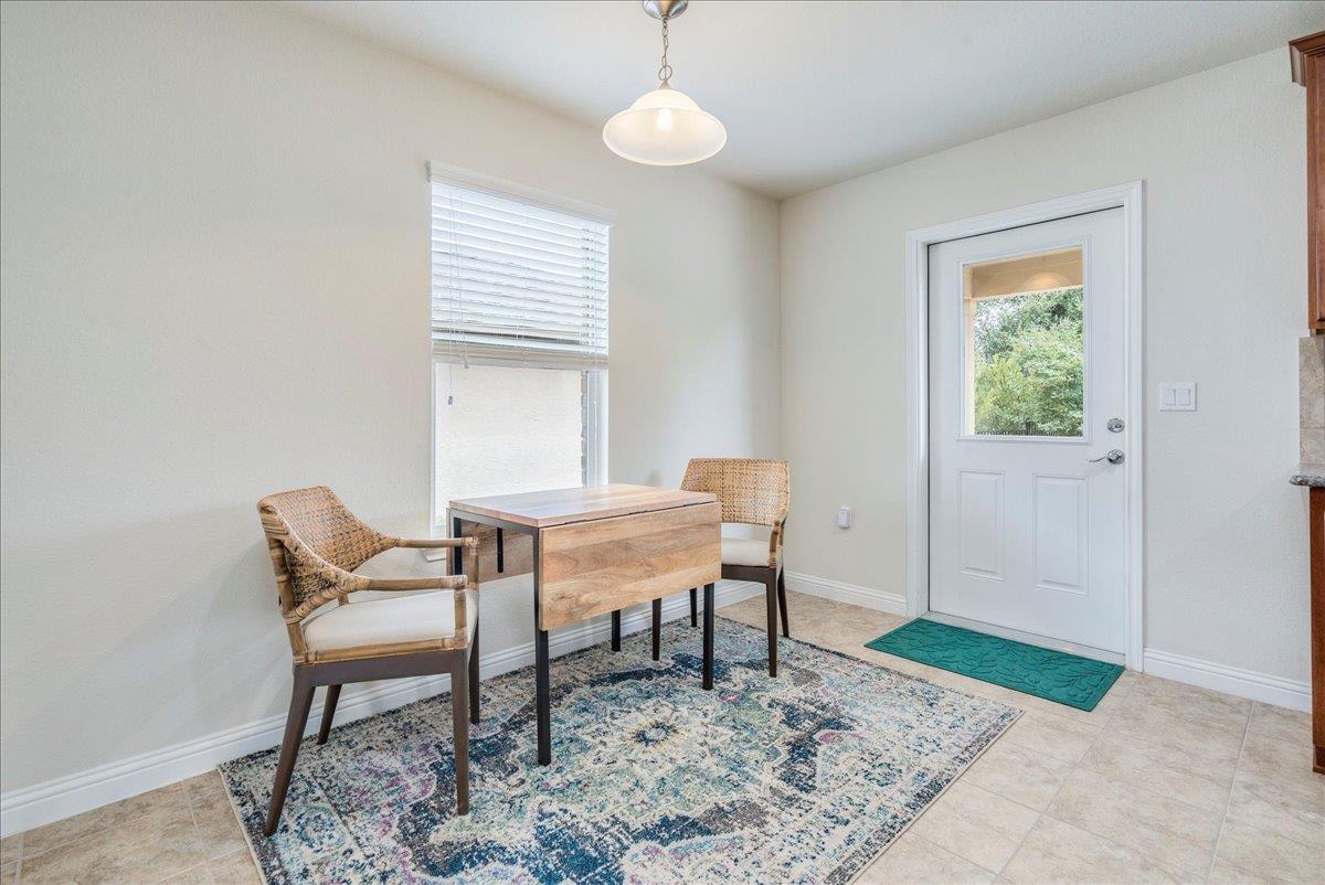 606 Salado Creek Ln, Georgetown, TX 78633