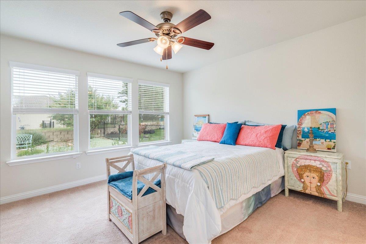 606 Salado Creek Ln, Georgetown, TX 78633