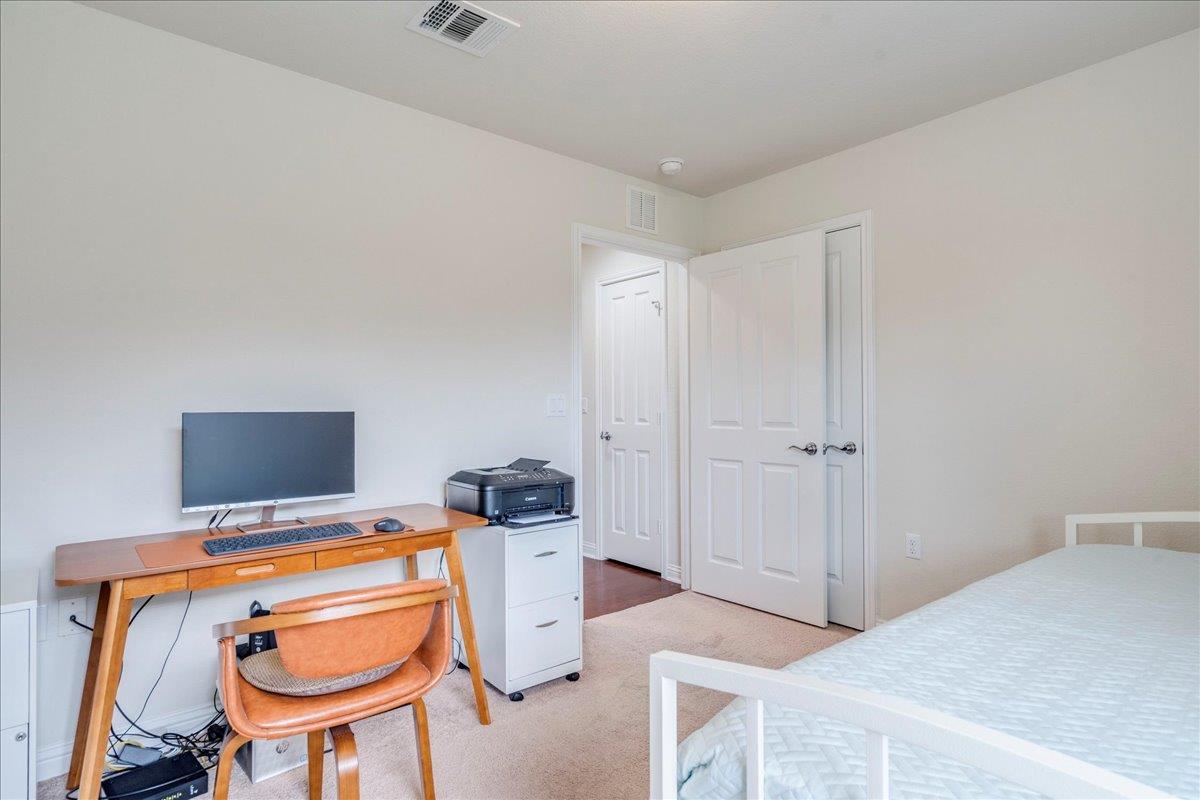 606 Salado Creek Ln, Georgetown, TX 78633