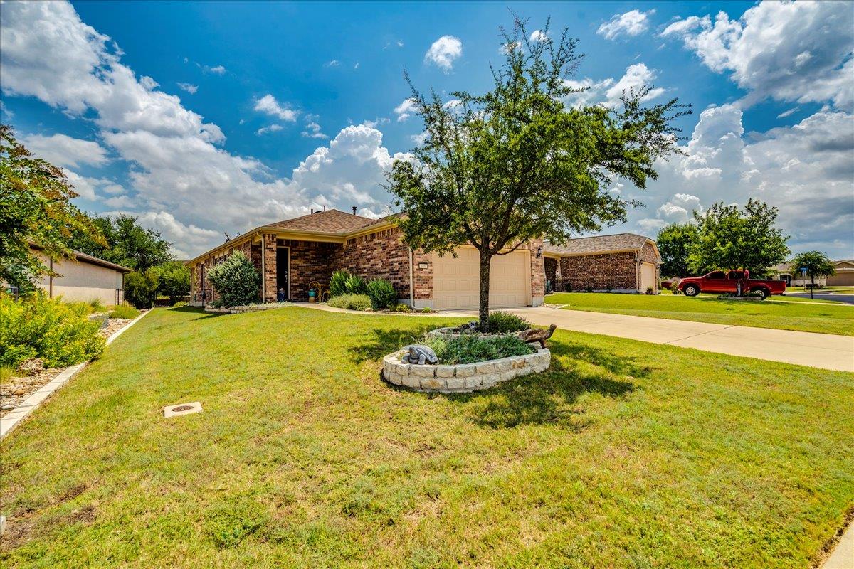 606 Salado Creek Ln, Georgetown, TX 78633