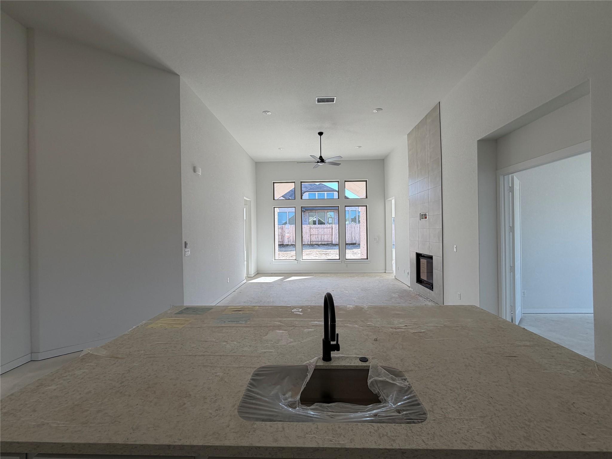 109 Gibbs Dr, Liberty Hill, TX 78642