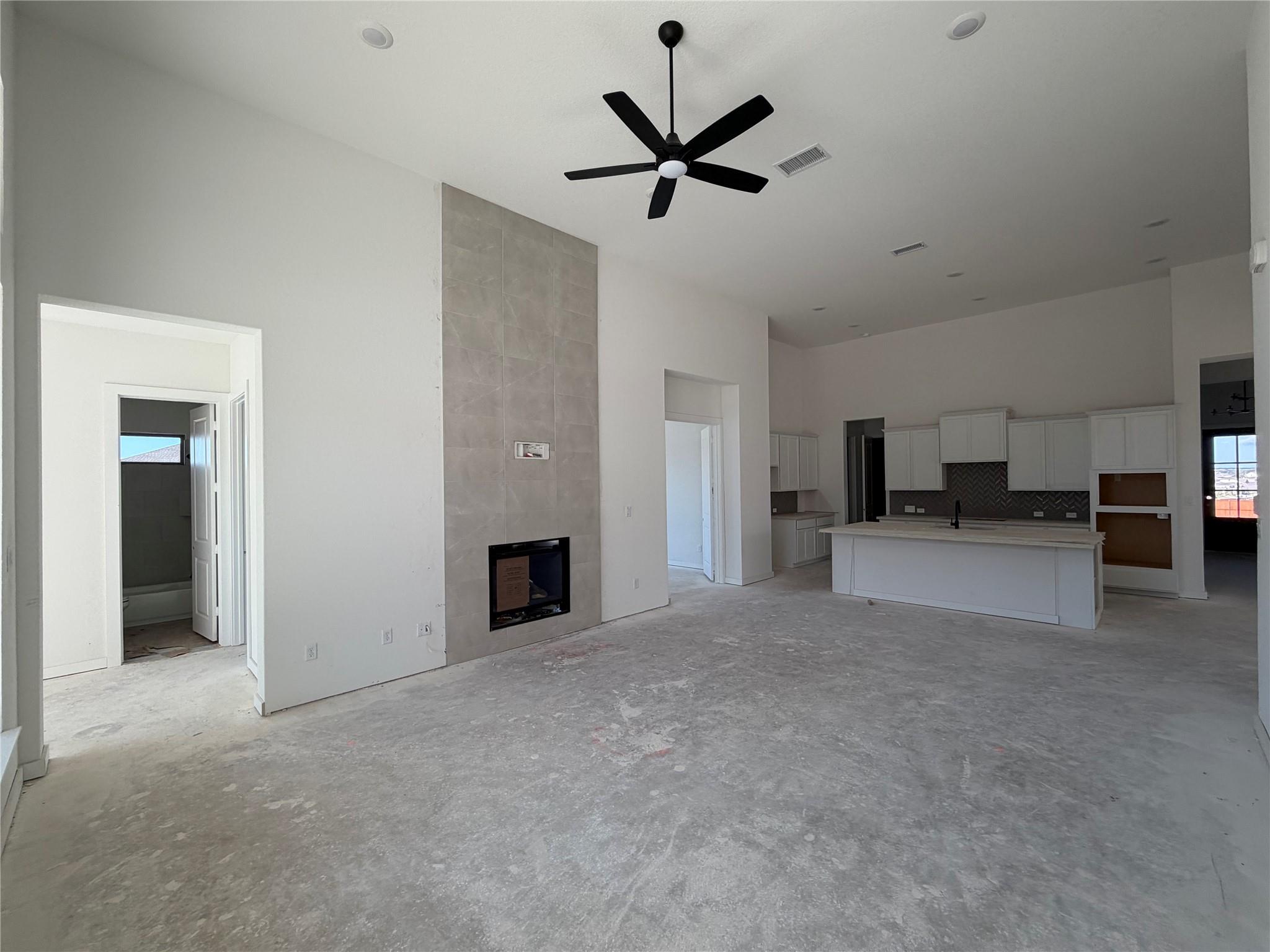 109 Gibbs Dr, Liberty Hill, TX 78642