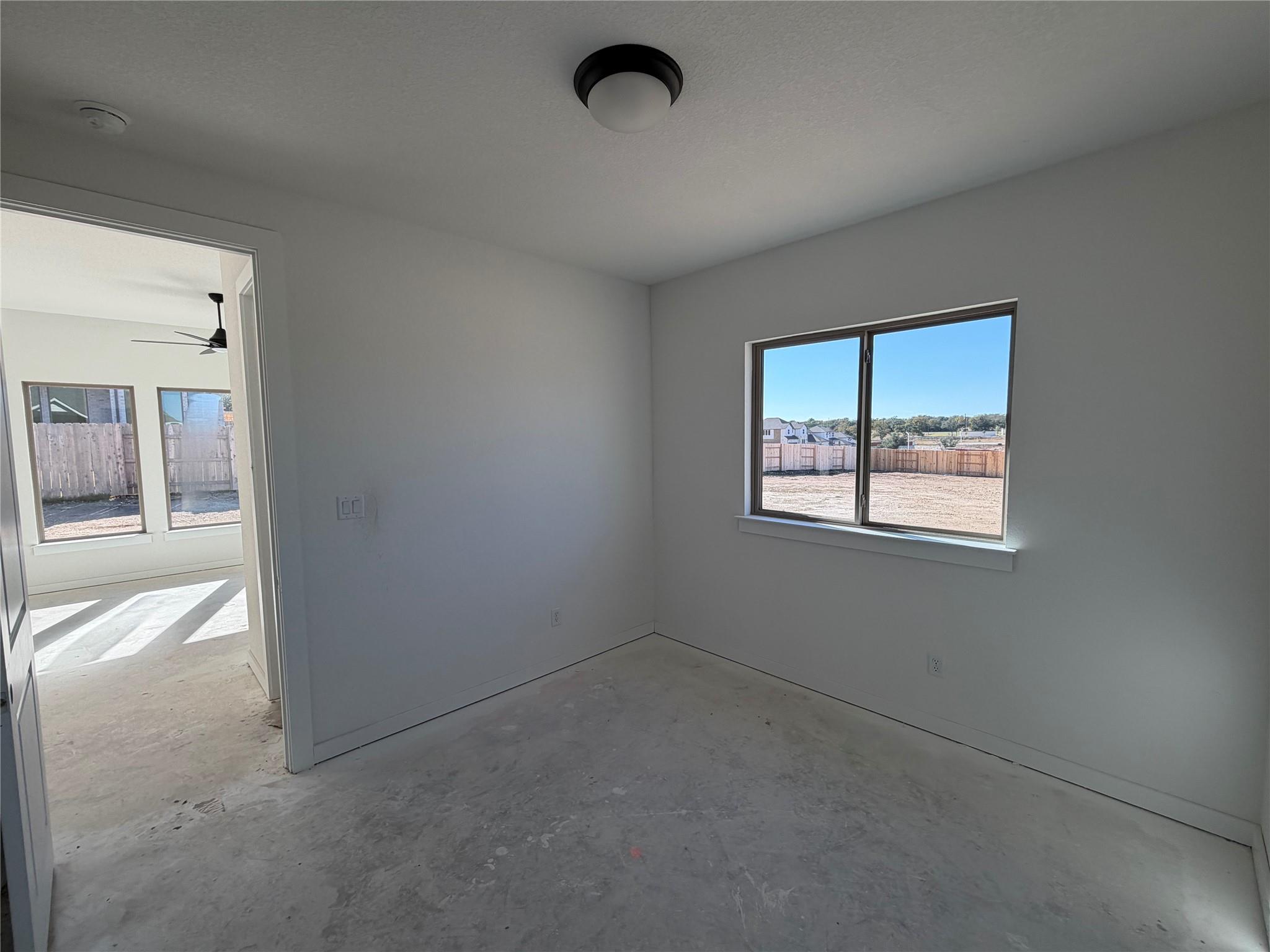 109 Gibbs Dr, Liberty Hill, TX 78642